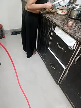 Pihu Chopra online show from 10-12-25, 03:11