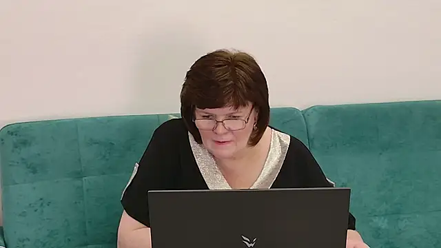 Snapshot of Sandra_Sunrise chatting on 12-05-25, 10:57 Sandra Sunrise online show from 12-05-25, 10:57