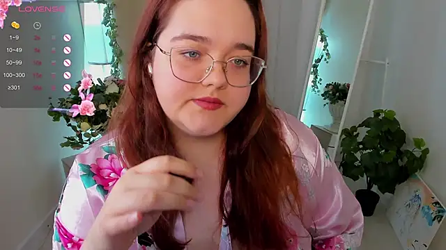 Snapshot of Neko_Moor chatting on 09-13-25, 08:41 Neko Moor online show from 09-13-25, 08:41