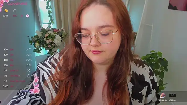 Snapshot of Neko_Moor chatting on 09-30-25, 08:36 Neko Moor online show from 09-30-25, 08:36