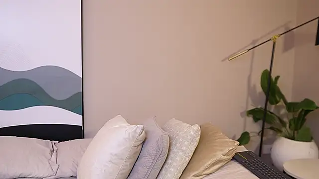 Snapshot of Ethan_occonor chatting on 10-09-25, 12:36 Ethan occonor online show from 10-09-25, 12:36