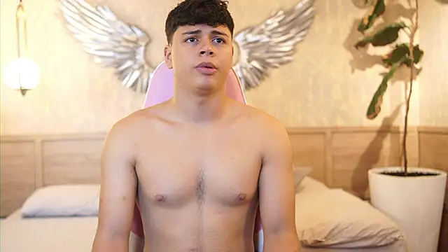 Snapshot of Ethan_occonor chatting on 11-25-25, 12:49 Ethan occonor online show from 11-25-25, 12:49