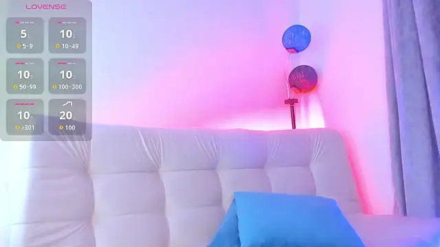 Snapshot of Maitte_love chatting on 09-22-25, 10:39 Maitte love online show from 09-22-25, 10:39