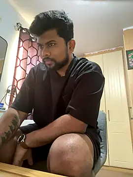 Snapshot of CrazyShashank chatting on 11-25-25, 09:20 CrazyShashank online show from 11-25-25, 09:20