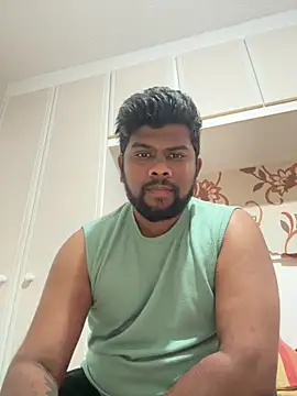 Snapshot of CrazyShashank chatting on 05-10-26, 11:15 CrazyShashank online show from 05-10-26, 11:15