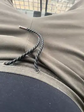 Snapshot of Marius1991 chatting on 11-27-25, 09:22 Marius1991 online show from 11-27-25, 09:22