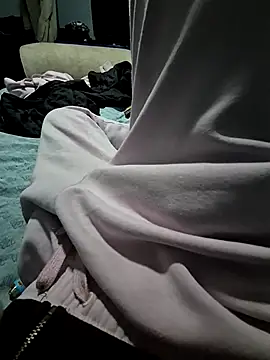 Snapshot of Beurcho69 chatting on 03-01-26, 10:12 Beurcho69 online show from 03-01-26, 10:12