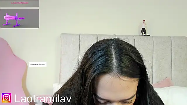 Snapshot of juliettaa_1 chatting on 06-22-26, 12:02 juliettaa 1 online show from 06-22-26, 12:02