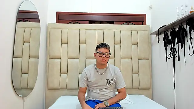 DavilANDkevin2 online show from 10-20-25, 12:55