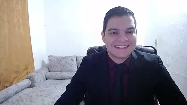 Victor Maitland online show from 10-31-25, 03:40