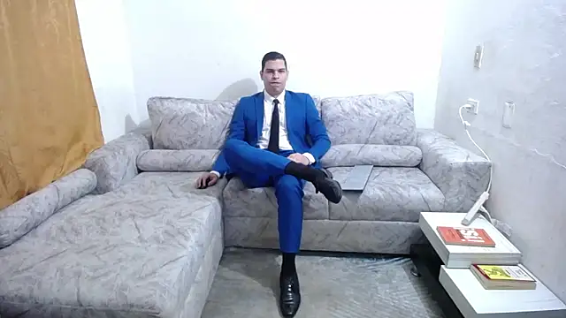 Victor Maitland online show from 10-31-25, 07:59