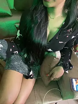 its ur flora online show from 10-11-25, 11:31