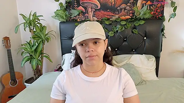 Snapshot of Amanda_sweet chatting on 03-02-26, 11:39 Amanda sweet online show from 03-02-26, 11:39