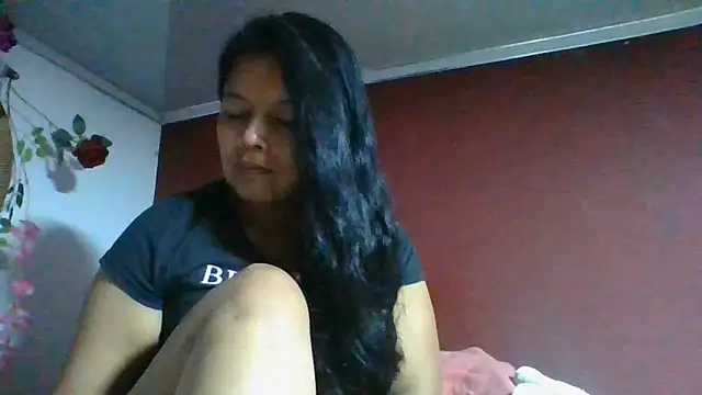 Snapshot of DianaOchoa_ chatting on 06-16-26, 02:03 DianaOchoa online show from 06-16-26, 02:03