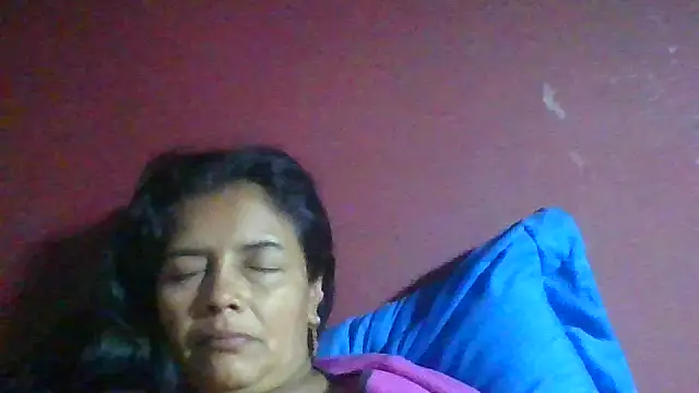 Snapshot of DianaOchoa_ chatting on 06-25-26, 08:30 DianaOchoa online show from 06-25-26, 08:30