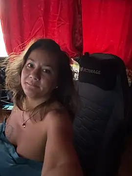 Vahine tahiti987 online show from 03-25-26, 07:42