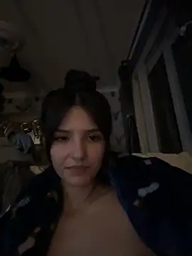 Snapshot of Naughty_CrystalXX chatting on 10-14-25, 12:33 Naughty CrystalXX online show from 10-14-25, 12:33