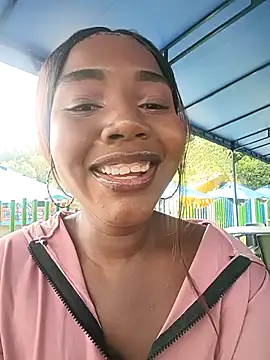 Eva Johnss online show from 05-12-26, 02:25