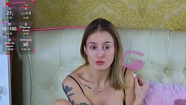 RosieBlossom online show from 02-15-26, 07:43