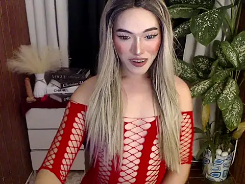 Tiffany welson online show from 01-17-26, 03:33