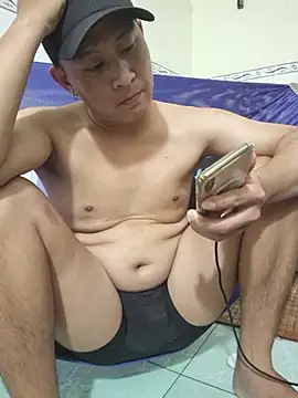 ducpham6565 online show from 12-21-25, 07:10