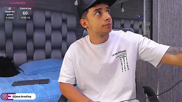 jaze bradley online show from 11-08-25, 11:43