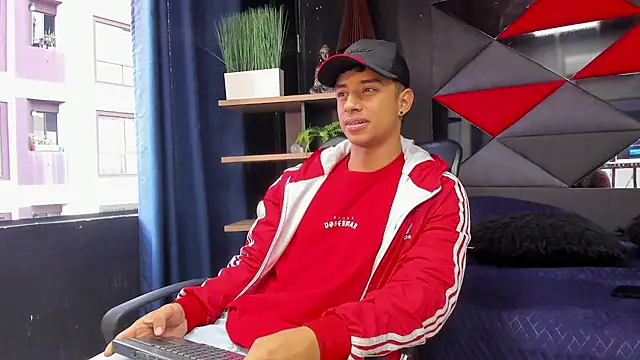 jaze bradley online show from 11-21-25, 11:20