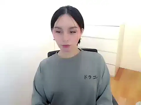 Snapshot of holly_tabby chatting on 09-08-25, 08:08 holly tabby online show from 09-08-25, 08:08