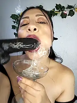 lunna 07 online show from 03-10-26, 02:11