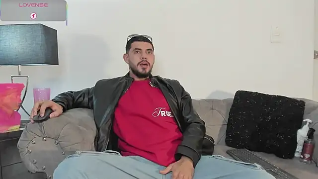 Dimitri Bass online show from 11-23-25, 06:41