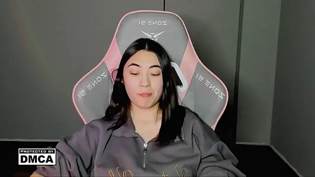 MeilideQian1 online show from 02-04-26, 03:51