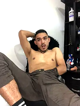 Snapshot of Rodneycot chatting on 10-05-25, 12:53 Rodneycot online show from 10-05-25, 12:53