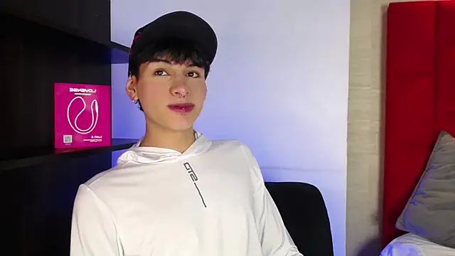 Ezra Storm online show from 09-18-25, 04:47