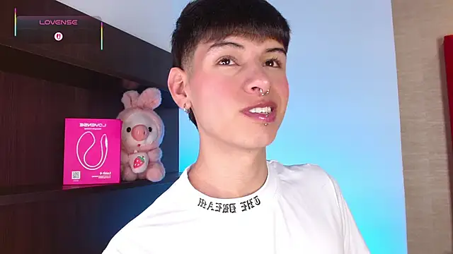 Ezra Storm online show from 11-30-25, 05:22