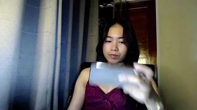 Snapshot of candycrushyyy chatting on 10-14-25, 06:42 candycrushyyy online show from 10-14-25, 06:42