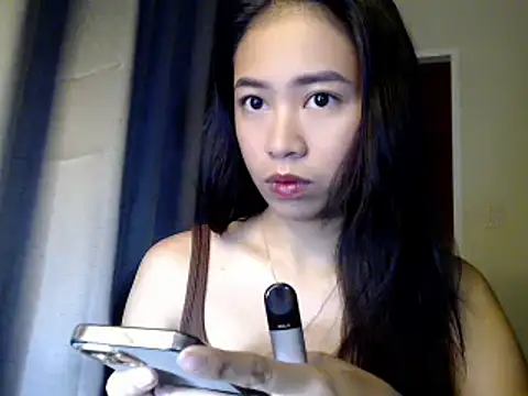 Snapshot of candycrushyyy chatting on 10-29-25, 11:17 candycrushyyy online show from 10-29-25, 11:17