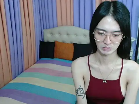 XxTsUncutAskaxX online show from 12-13-25, 07:53