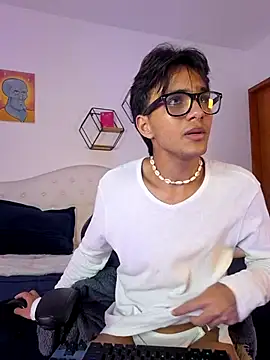 jin luna online show from 09-23-25, 02:36