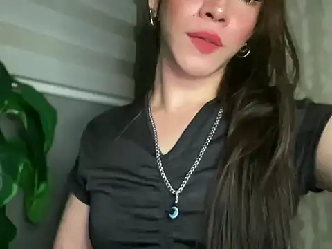 Snapshot of Misselliefayexxx chatting on 02-03-26, 02:53 Misselliefayexxx online show from 02-03-26, 02:53