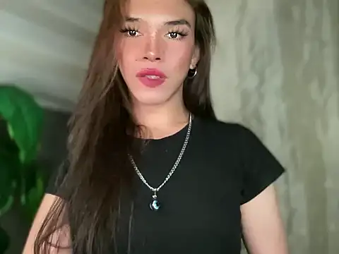 Snapshot of Misselliefayexxx chatting on 02-07-26, 11:19 Misselliefayexxx online show from 02-07-26, 11:19