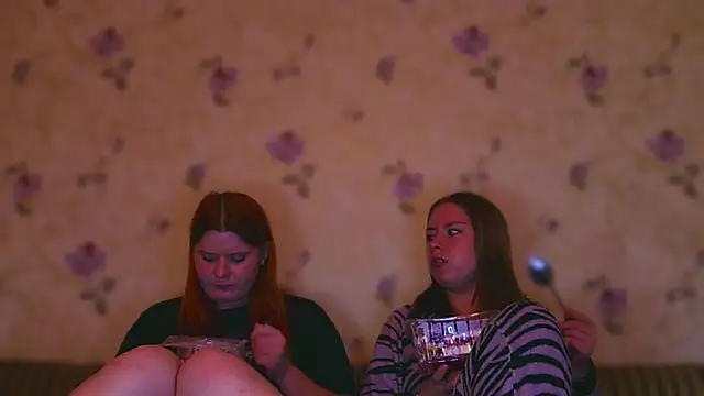 Tomyris yuki online show from 10-22-25, 12:44