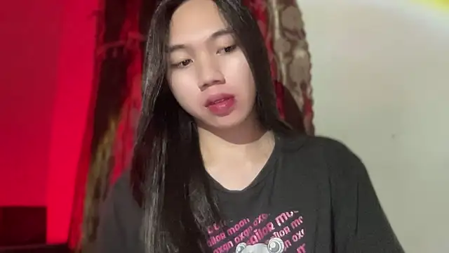 Snapshot of kat_mire chatting on 10-30-25, 04:52 kat mire online show from 10-30-25, 04:52