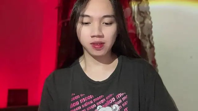 Snapshot of kat_mire chatting on 11-07-25, 05:02 kat mire online show from 11-07-25, 05:02