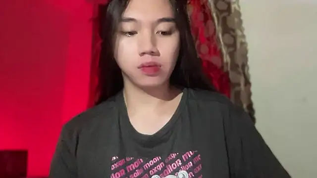 Snapshot of kat_mire chatting on 11-23-25, 05:46 kat mire online show from 11-23-25, 05:46