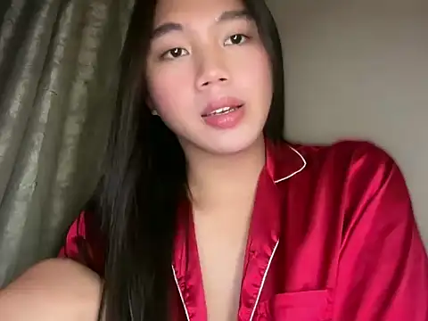 Snapshot of kat_mire chatting on 06-14-26, 03:36 kat mire online show from 06-14-26, 03:36