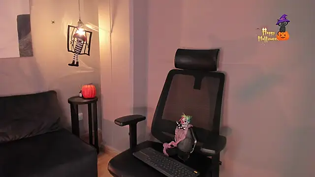 Snapshot of emily_mars1 chatting on 10-09-25, 08:18 emily mars1 online show from 10-09-25, 08:18