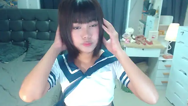 Snapshot of asian_babhiegirl chatting on 04-12-26, 11:37 asian babhiegirl online show from 04-12-26, 11:37