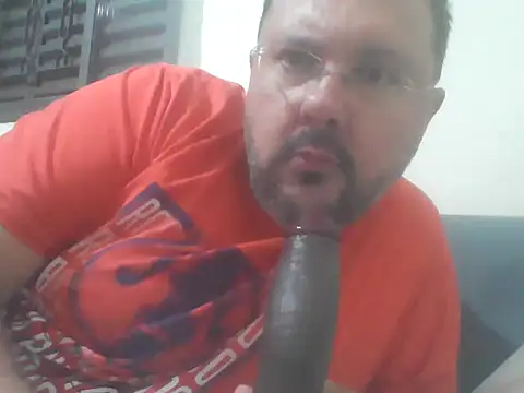 Luised80 online show from 04-13-26, 05:57