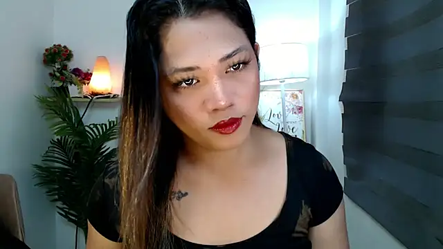 Snapshot of scarlett_brownx69 chatting on 11-21-25, 10:36 scarlett brownx69 online show from 11-21-25, 10:36