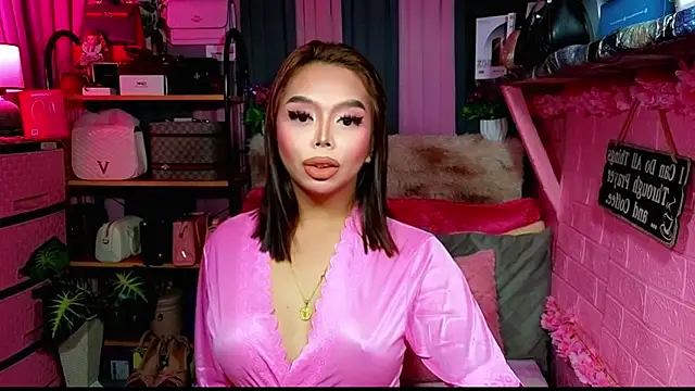 Snapshot of MoniqueCeleste chatting on 10-29-25, 12:57 MoniqueCeleste online show from 10-29-25, 12:57